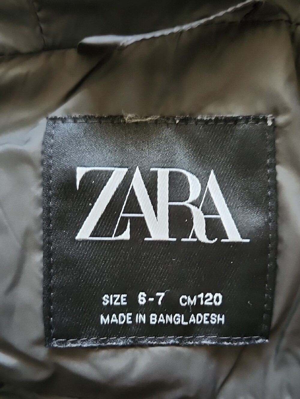 Zara Kids Black Hooded Puffer Vest STCRW Edition Size 6-7 - Picture 2 of 13